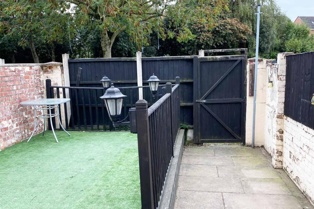 Great Sankey Serviced Accommodation Warrington Exterior foto